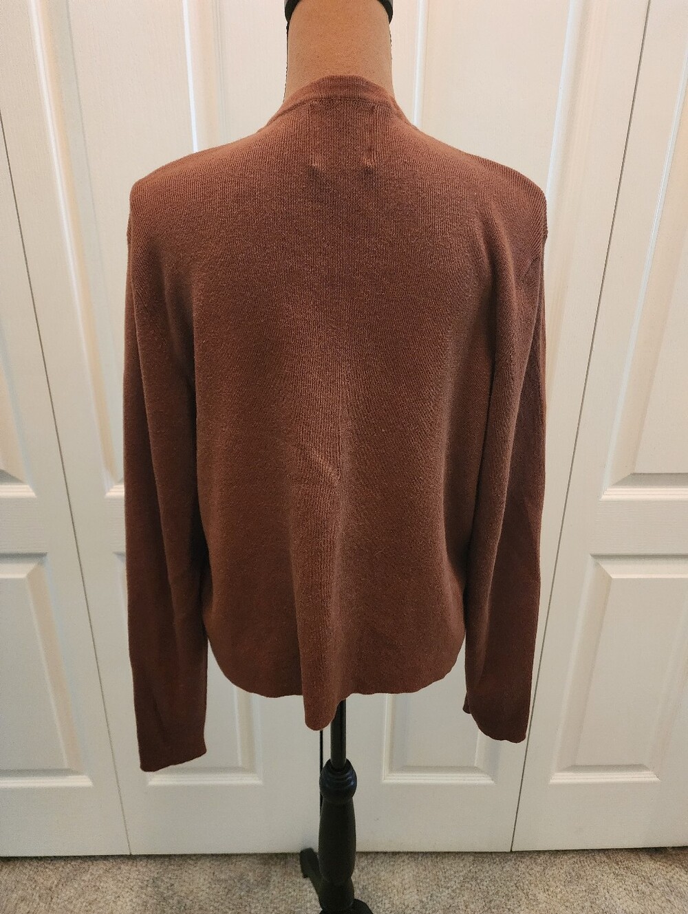VTG Knit Minimalist Preppy Dark Academia Crewneck Cardigan Chocolate Brown - Picture 2 of 7